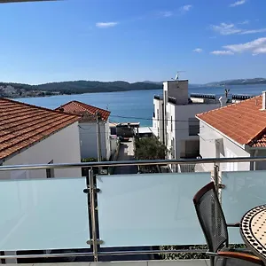 Cavar Apartman Trogir