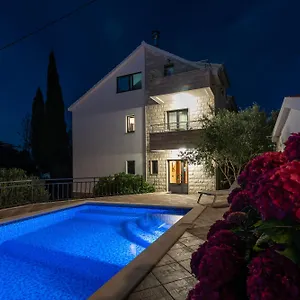 Maca & Apartament