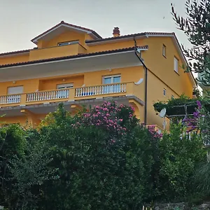 Neda Vendégház Rab Town